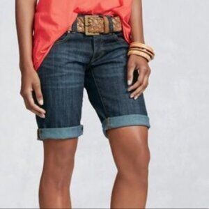 CAbi Bermuda Jean Shorts Women's Size 6 Blue Dark Wash Denim #424 Lou Lou Shorts
